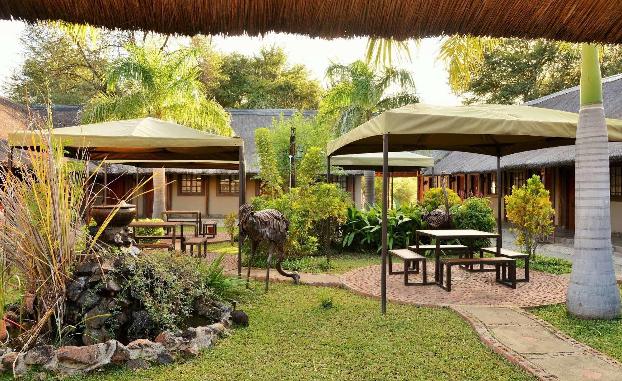 Thebe River Safaris Kasane Ngoại thất bức ảnh