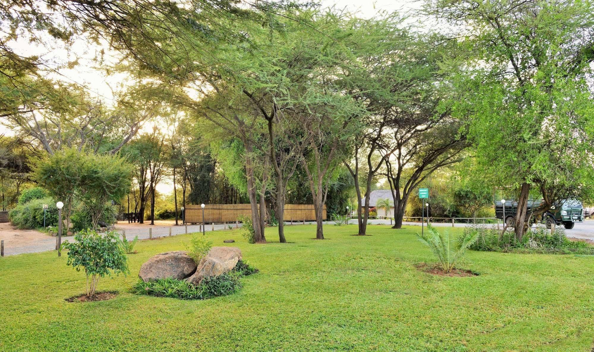 Thebe River Safaris Kasane Ngoại thất bức ảnh